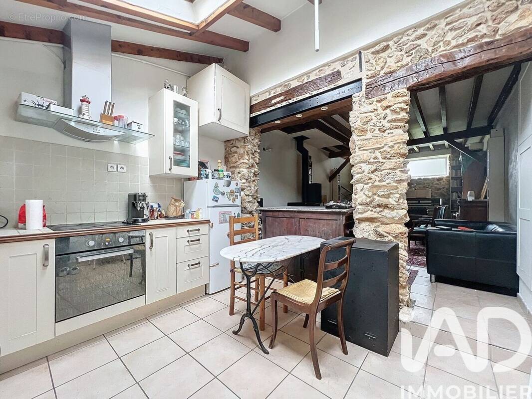 Photo 1 - Maison à VERRIERES-LE-BUISSON