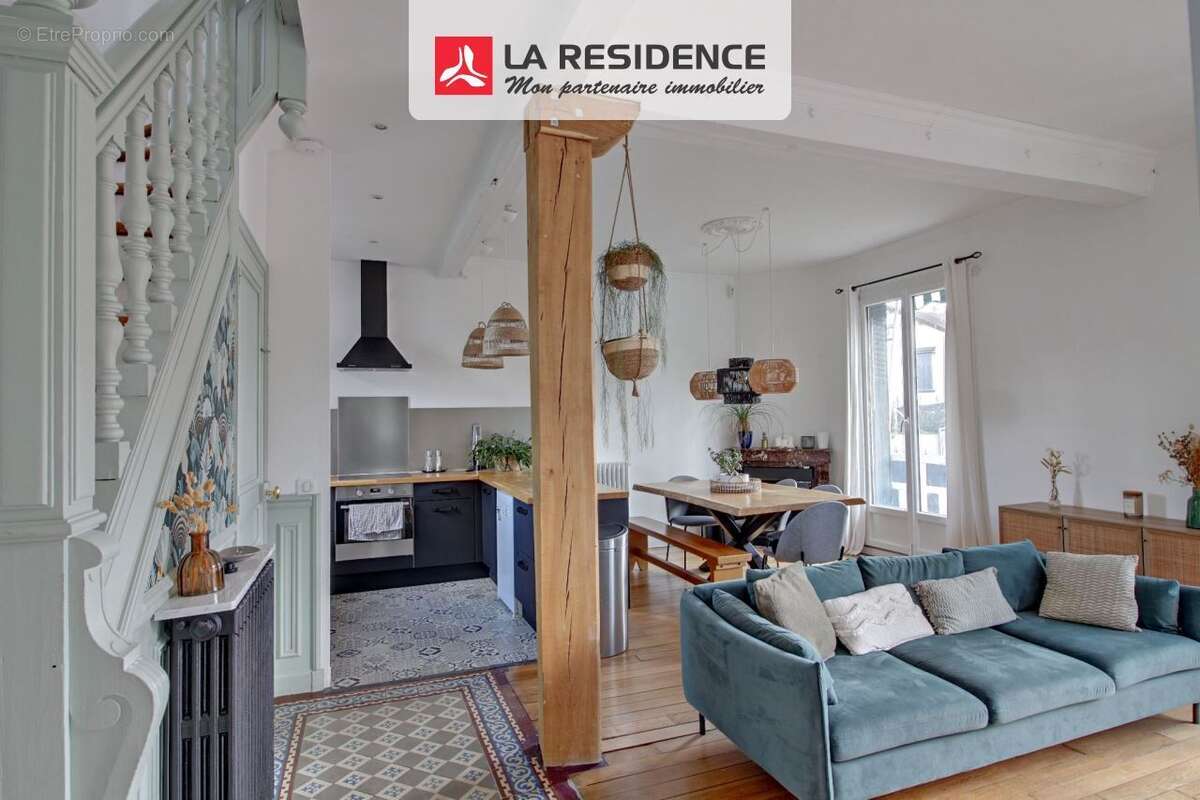 Maison à LES MUREAUX