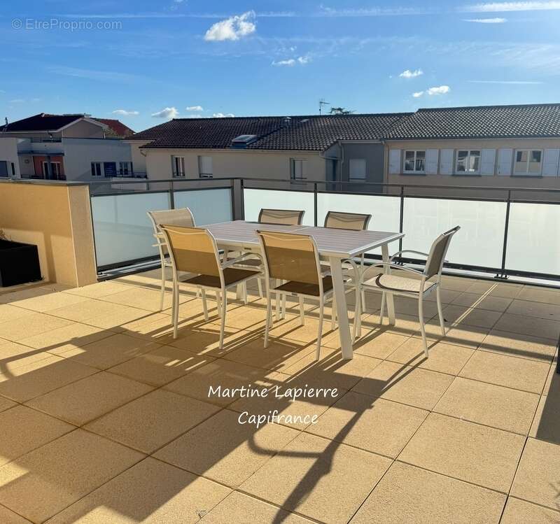 Appartement à CRAPONNE