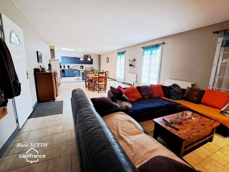 Maison à vendre 6 pièces BEAUSSAIS VITRE (79) - photo 5