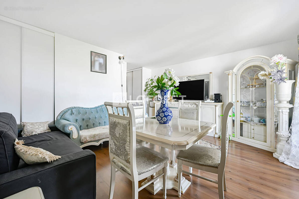 Appartement à SAINT-DENIS