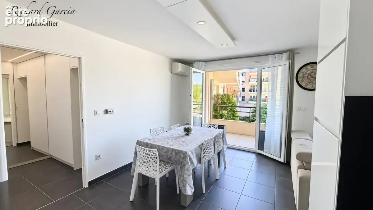La seyne sur mer - a proximite des commodites - transport -appartement t2 - photo 2