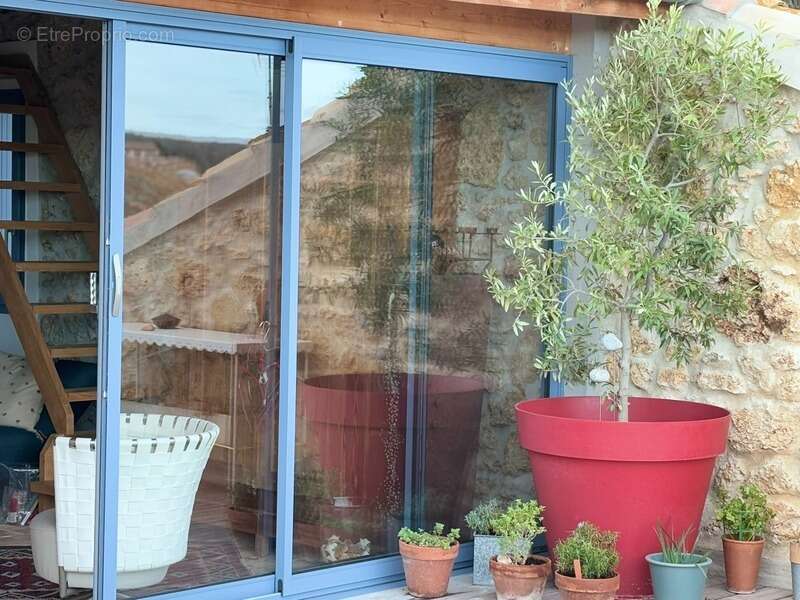 Maison entièrement rénovée avec vue exceptionnelle – Lapalme - photo 11