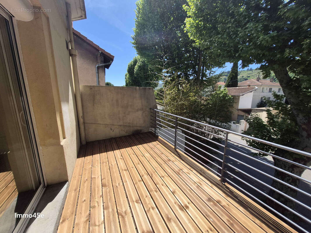 Appartement à TOURNON-SUR-RHONE