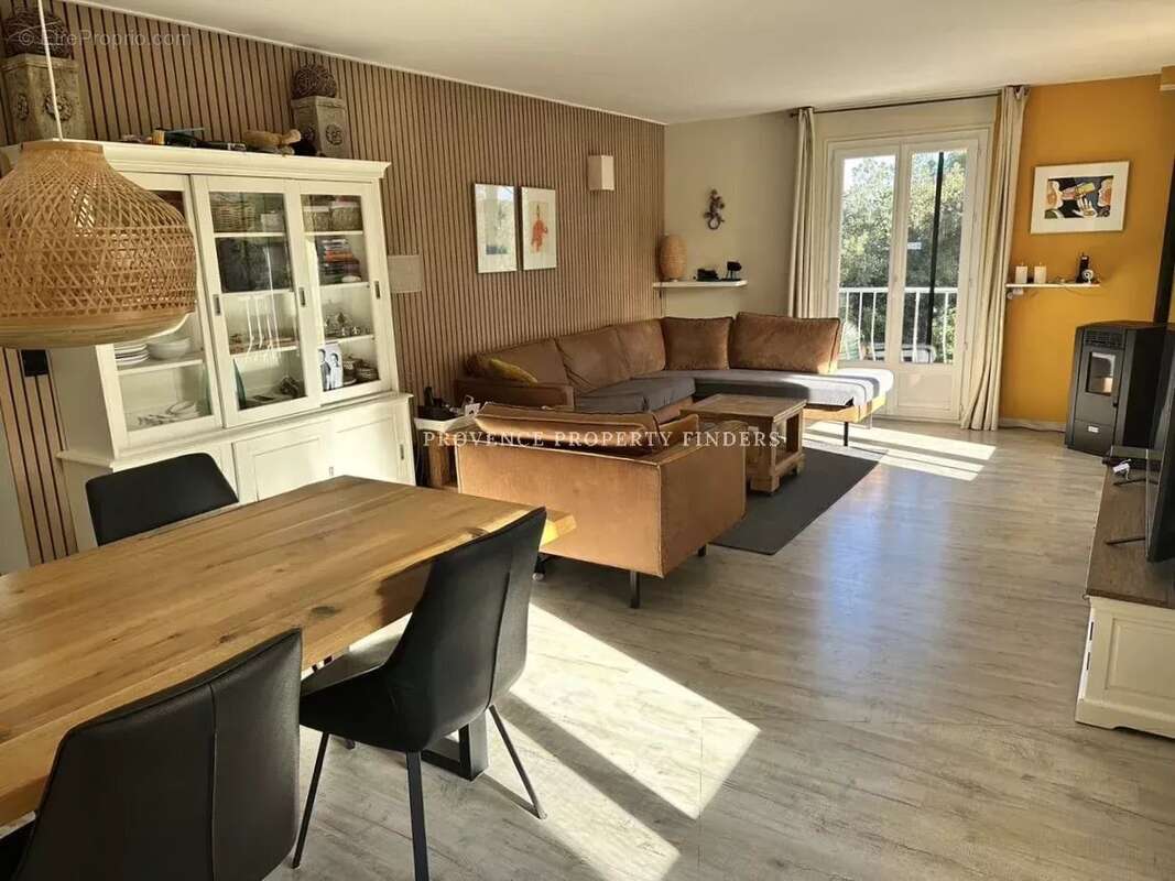 Maison à LORGUES