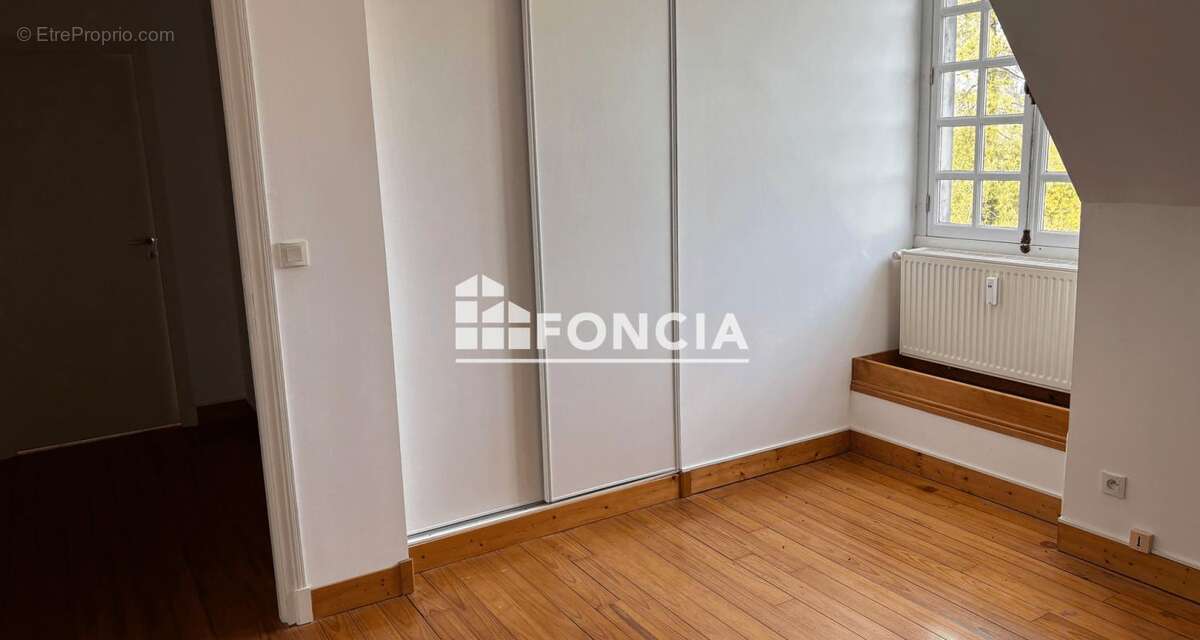 Appartement à CROUY-SAINT-PIERRE