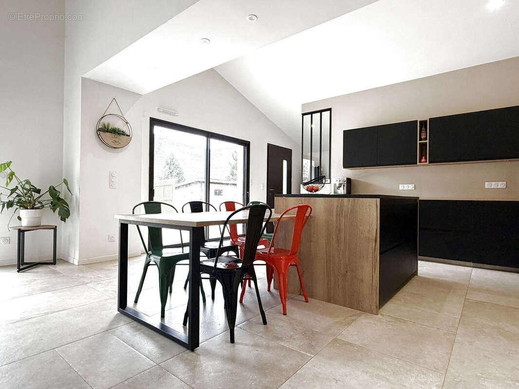 Maison à VIF