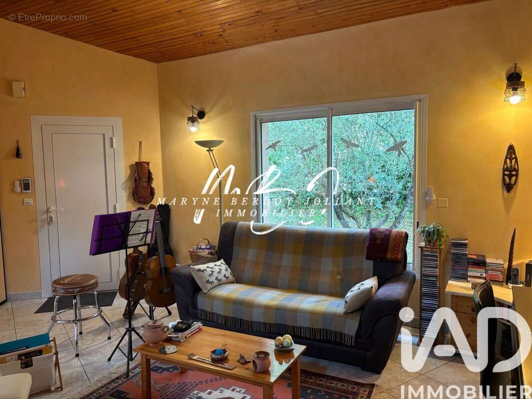 Photo 3 - Maison à ROQUEFORT