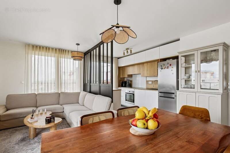 Appartement à COLOMBES