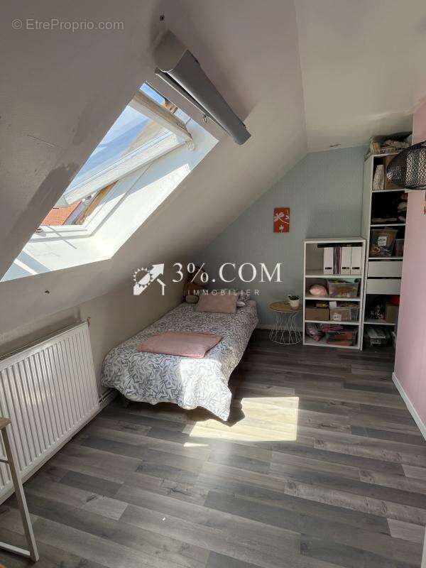 Jolie maison lumineuse avec du cachet, 3/4 chambres ! Garage - photo 9