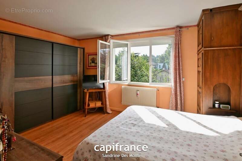 Maison à TASSIN-LA-DEMI-LUNE