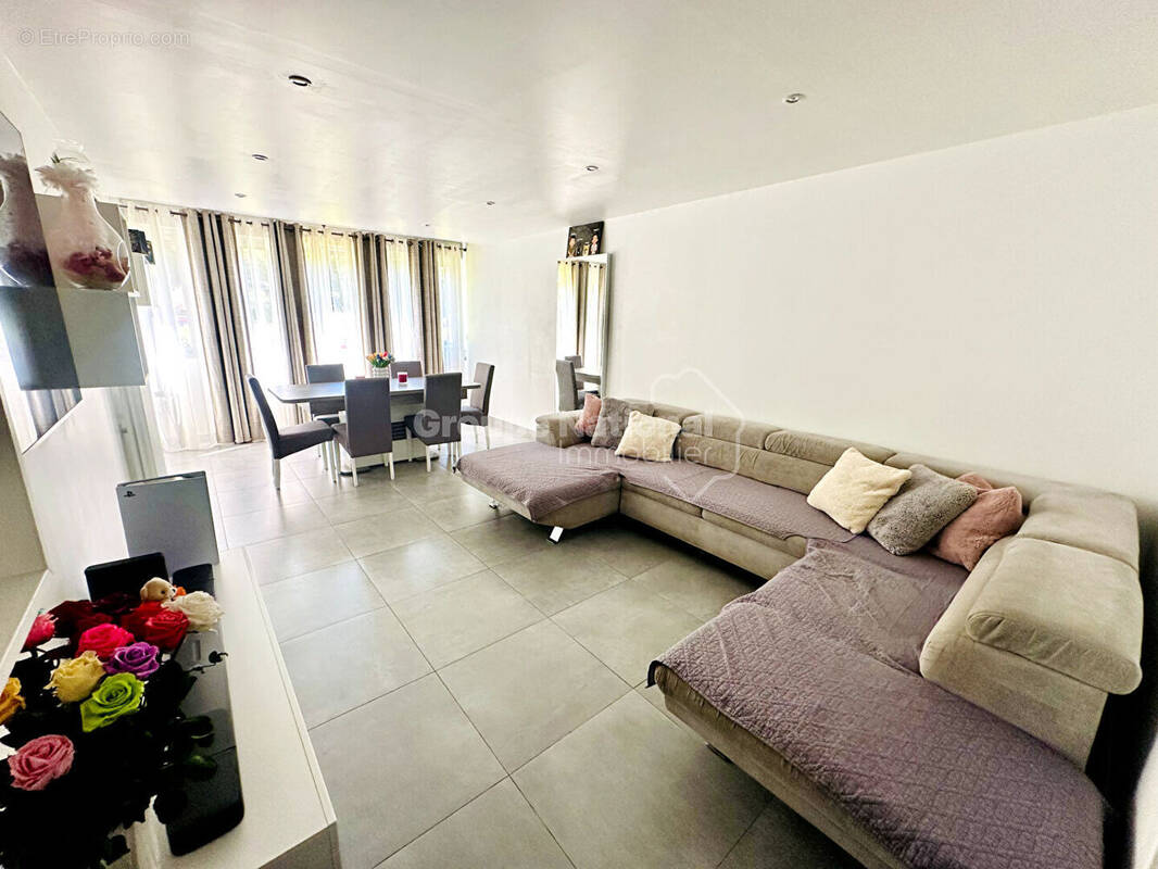 Appartement à VITROLLES