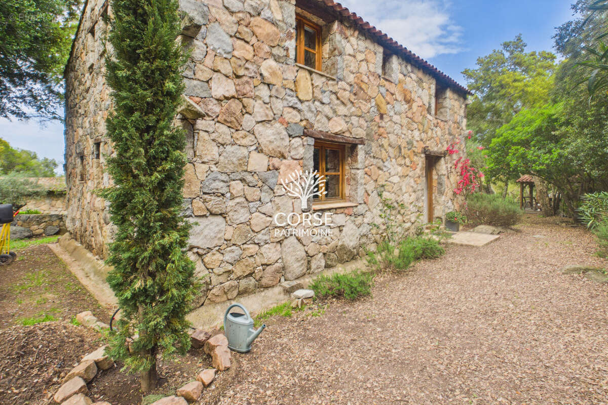 Maison à SOTTA