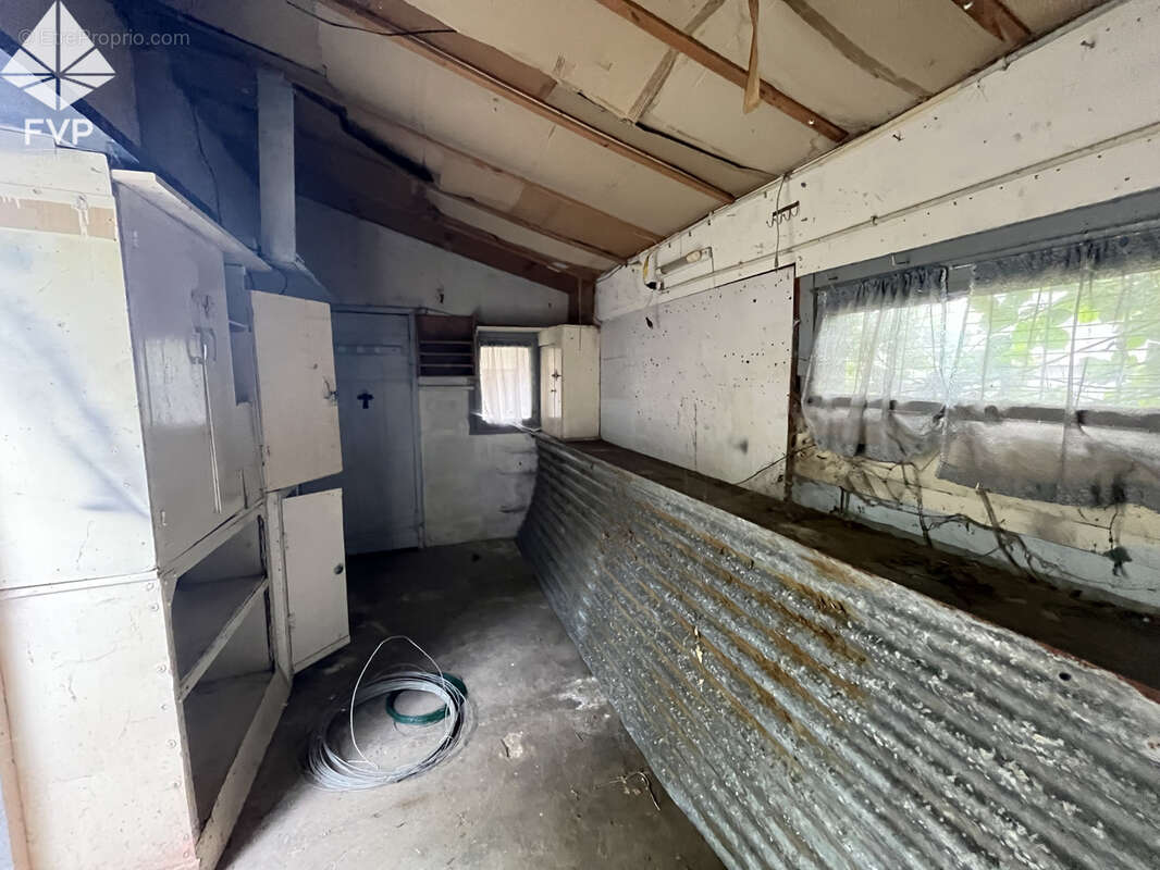 Maison de ville pleine de potentiel à Bolbec Quartier de la Piscine - photo 10