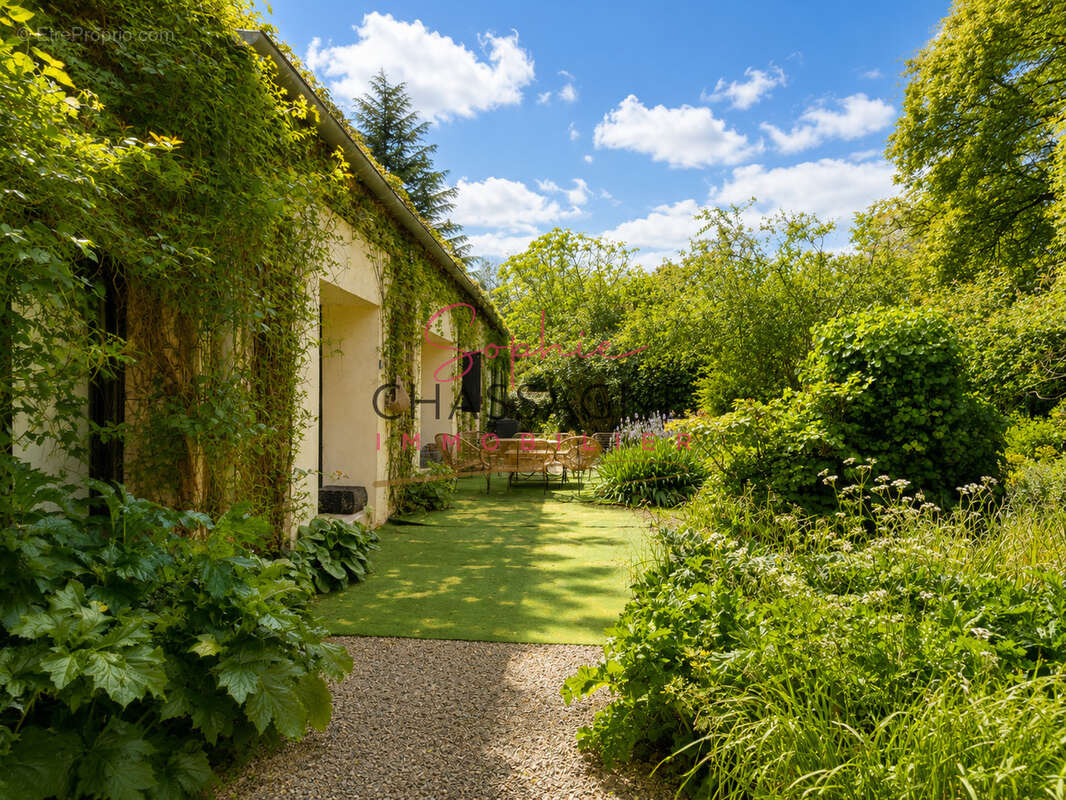 A 15 min de St Emilion, maison en pierre de 260 m2 avec 5 chambres ... - photo 2