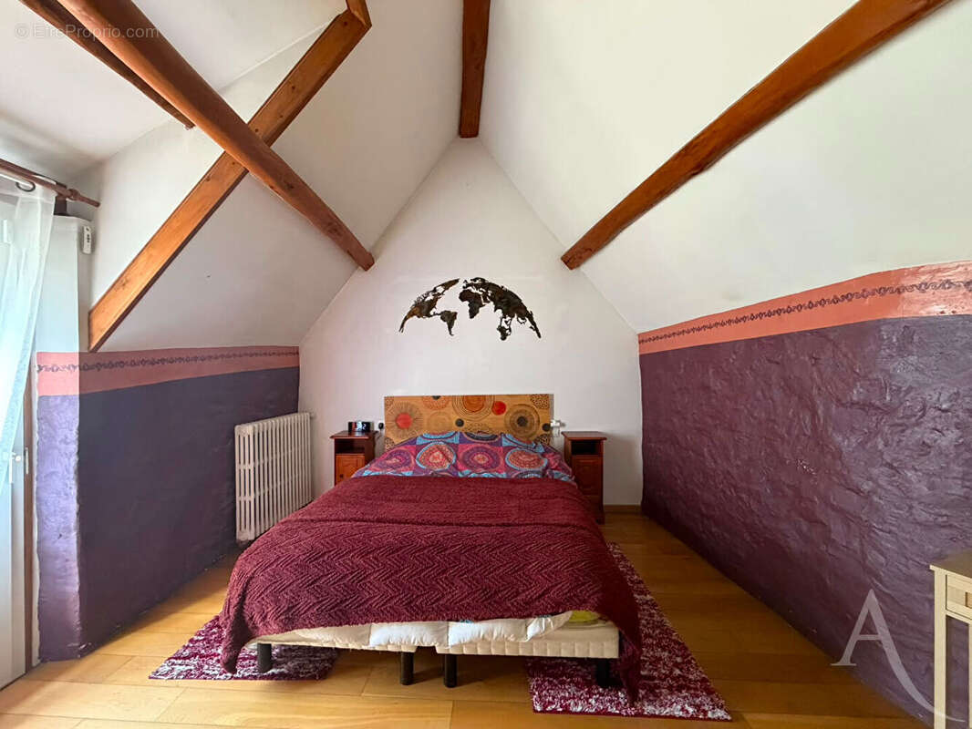Maison à FONTENAY-MAUVOISIN