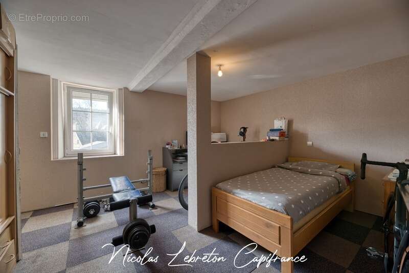 Maison à MENIL-HUBERT-SUR-ORNE