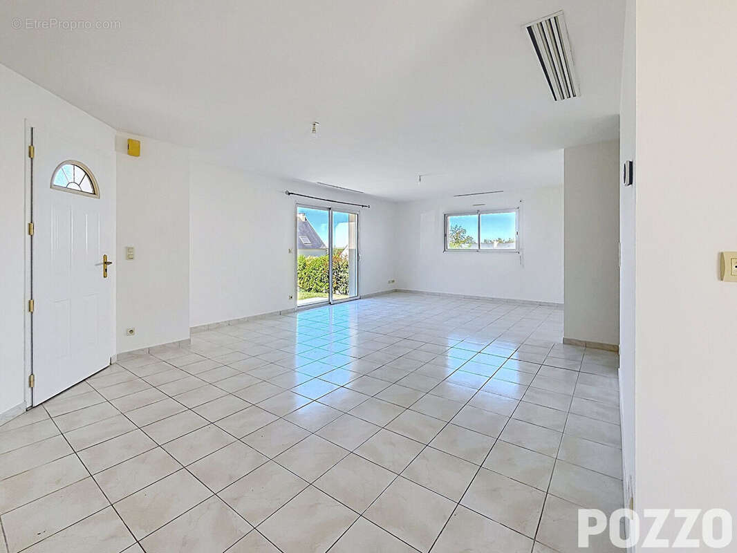 A Vendre - Saint James - Maison 5 pièce(s) 95 m² - photo 2
