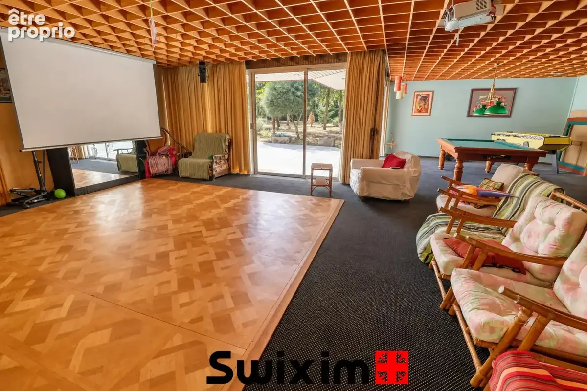 Propriété d'inspiration californienne – 325 m² habitables – Parc de 9 000 m² - photo 14