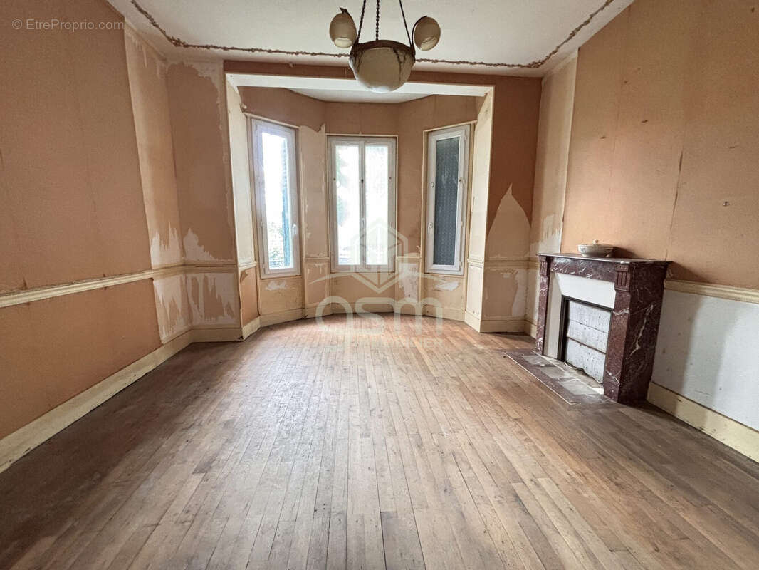 Maison 74 m² à Nouatre  - photo 3