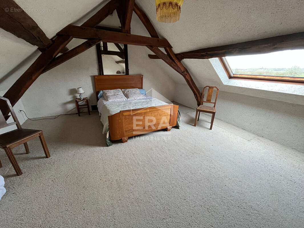 Maison à VILLAINES-SOUS-LUCE