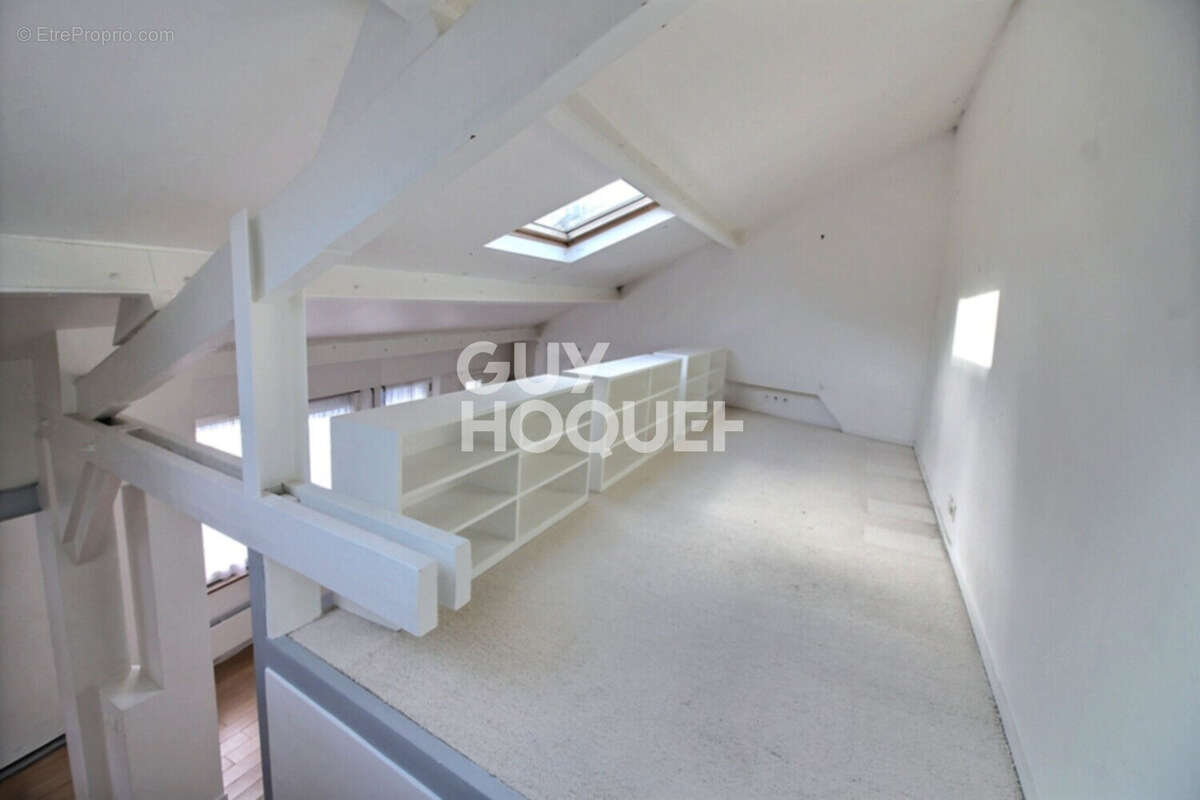 Appartement à ISSY-LES-MOULINEAUX