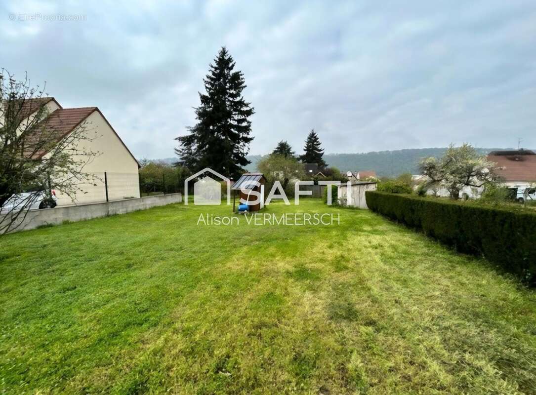 Photo 2 - Terrain à LIMETZ-VILLEZ