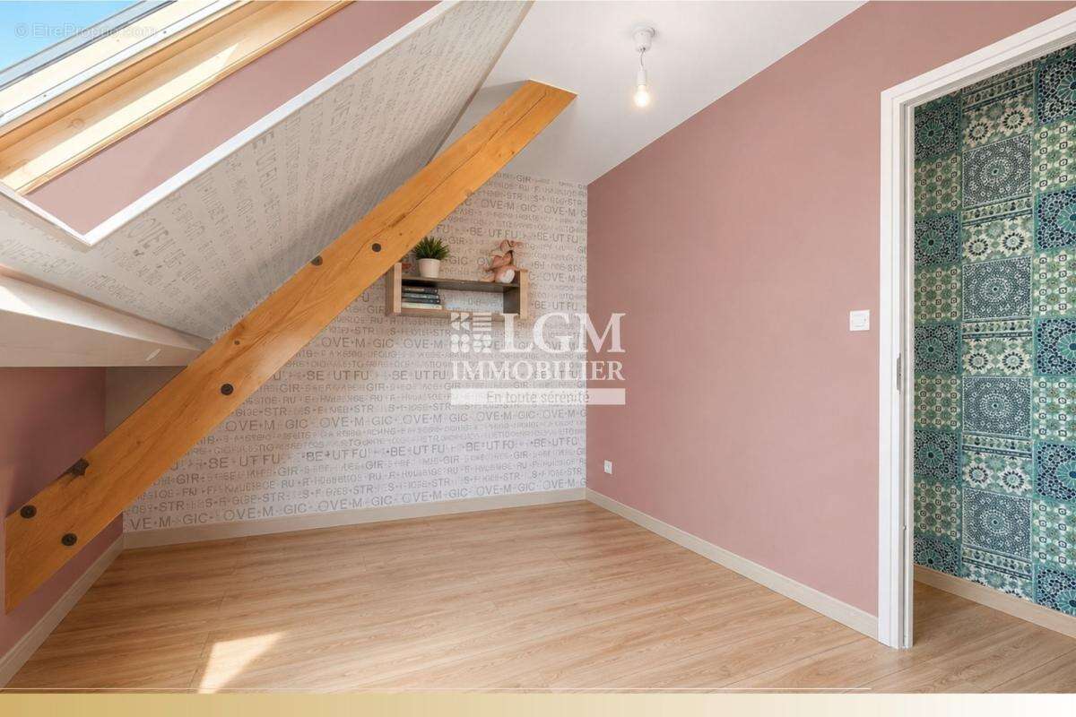Maison à LES ATTAQUES