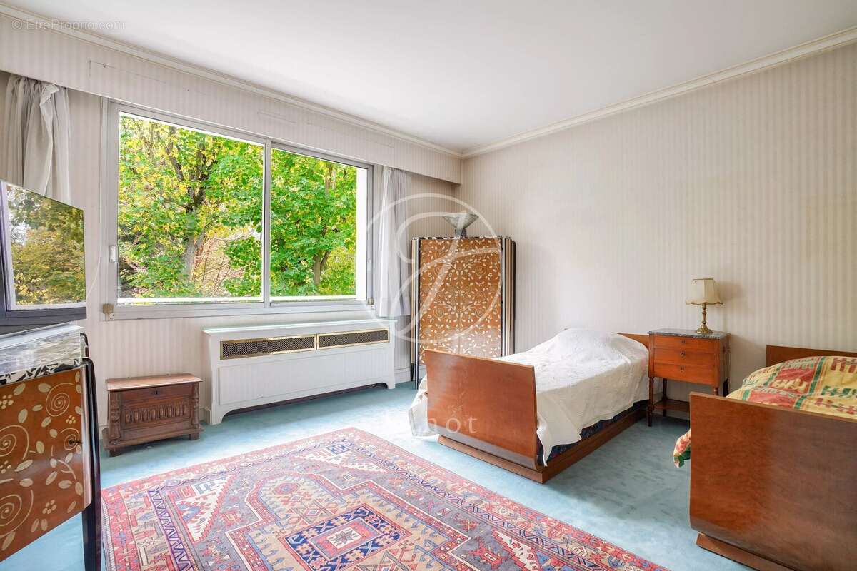 Maison à LE VESINET