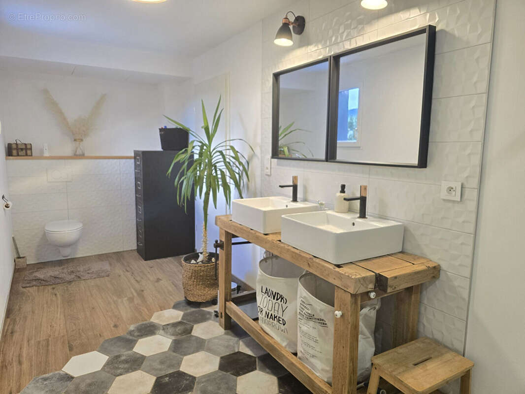 Maison à TOUILLON-ET-LOUTELET