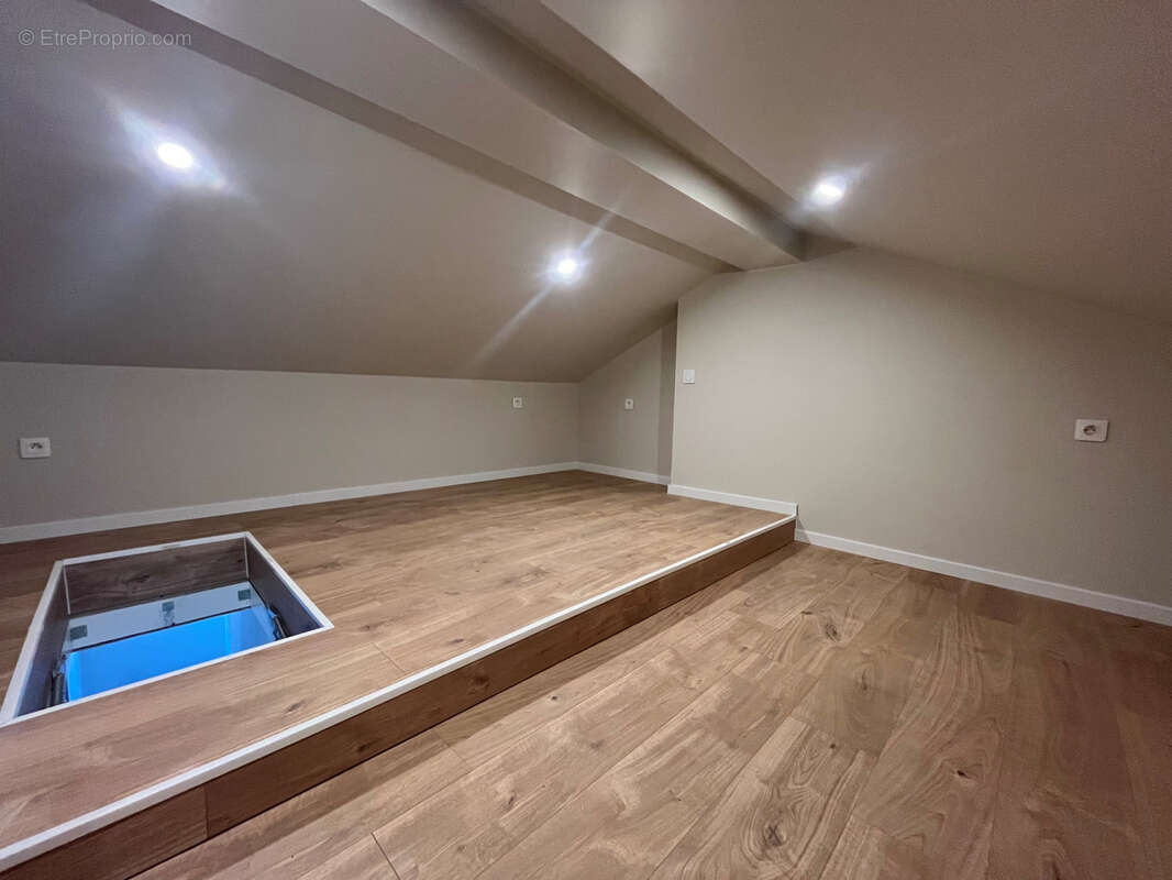 Appartement à PEGOMAS