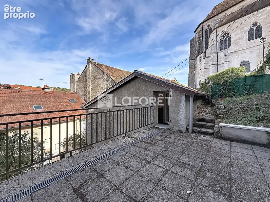 Immeuble Neufchateau 7 pièce(s) 195.1 m2 - photo 11