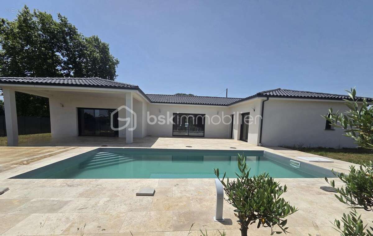 Contemporaine de plain pied falguieres t5 avec piscine - photo 2