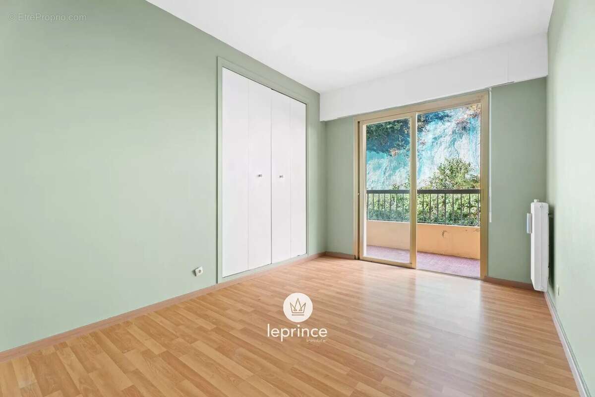 Appartement à BEAULIEU-SUR-MER