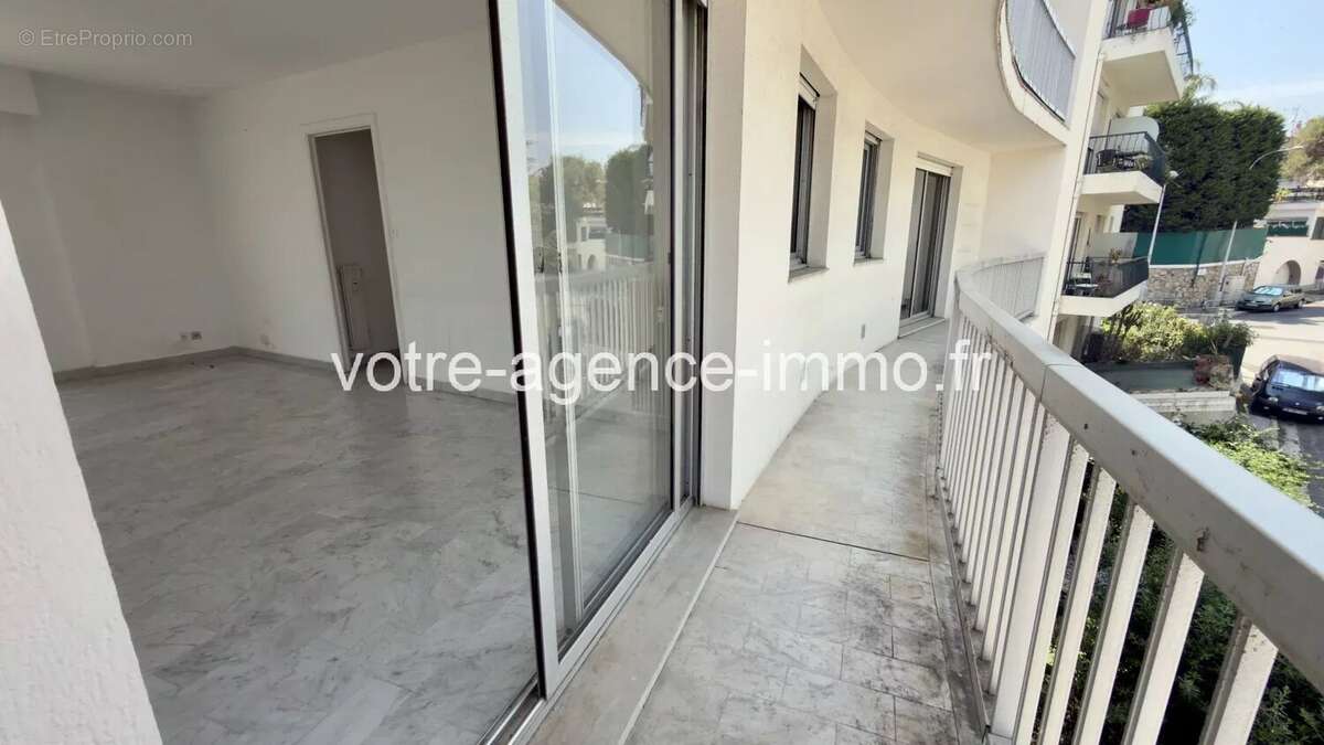Nice Cimiez - 3 Pièces de 57 m² avec garage - photo 9