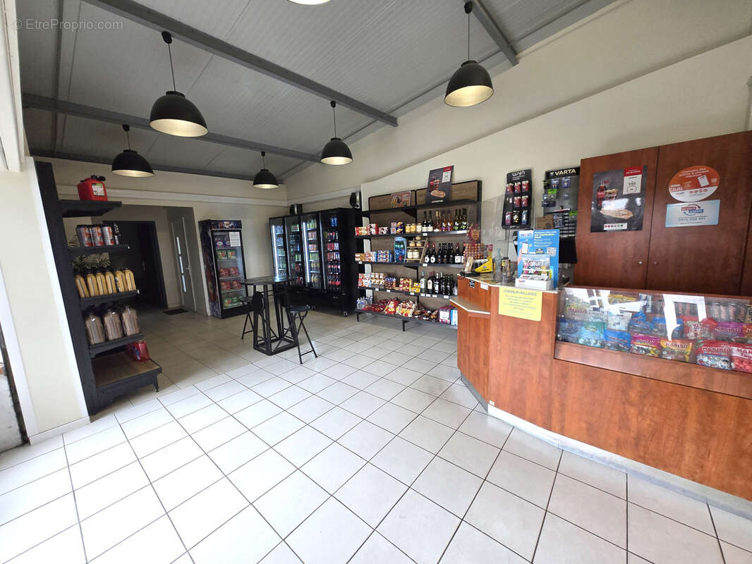 Fonds de commerce station service/restaurant - photo 4