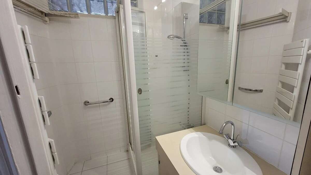 Appartement à NANTERRE