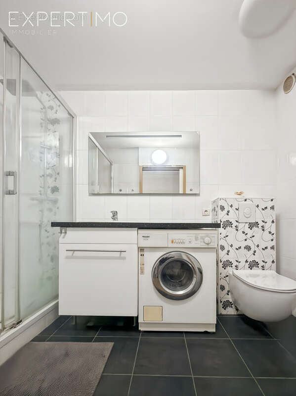 Appartement à MAUGUIO