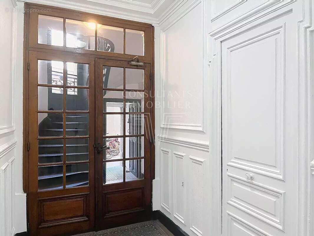 Appartement à PARIS-15E