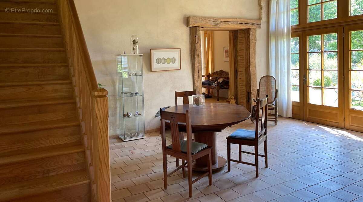 Maison à SAINTE-ALVERE