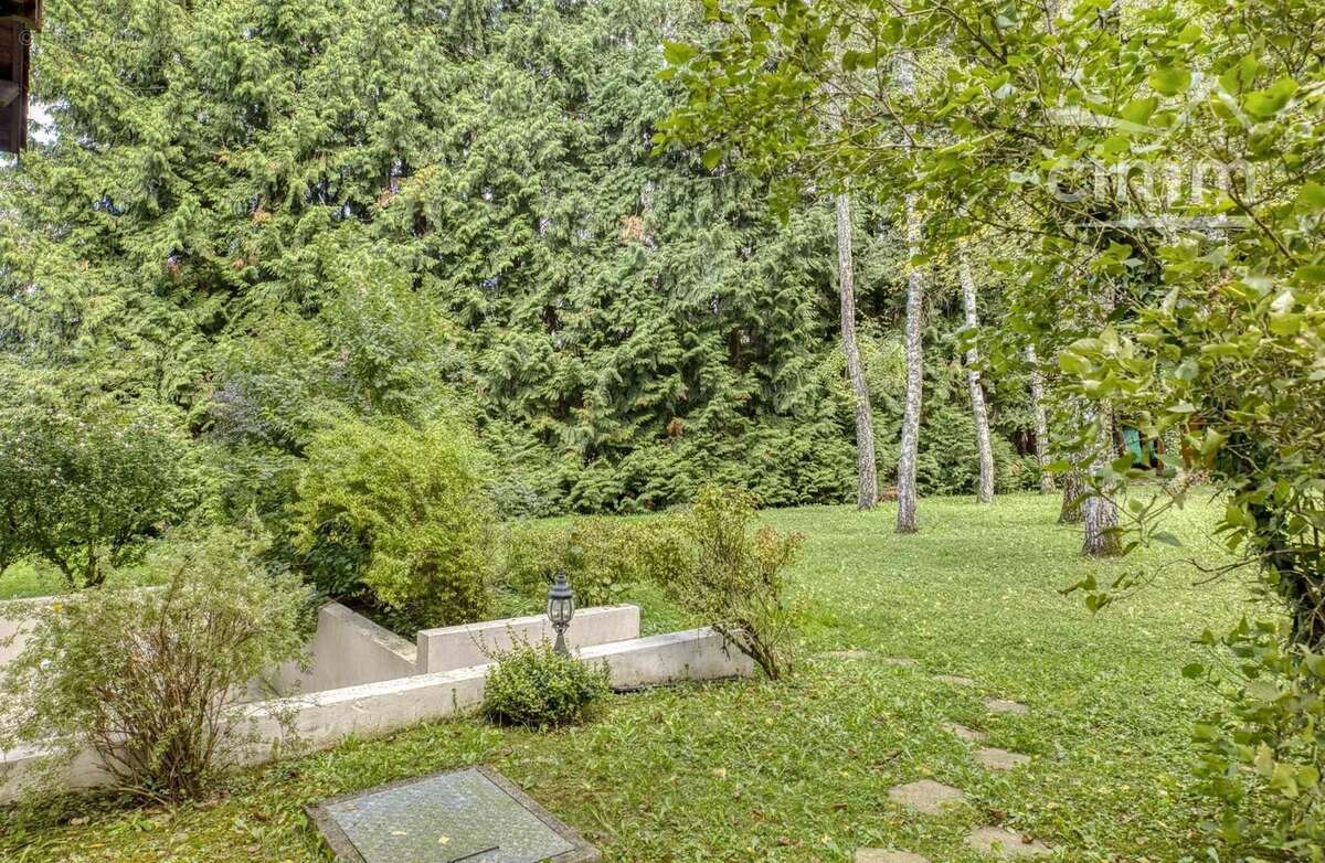 Maison à LES ABRETS