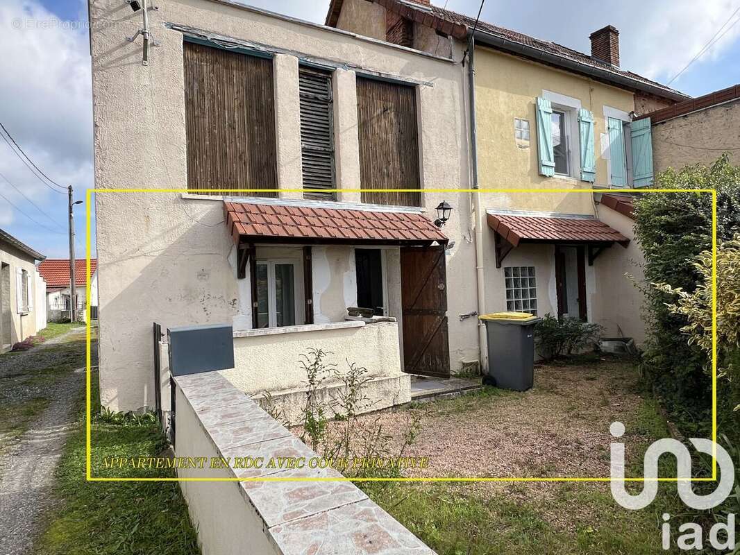 Photo 2 - Appartement à CREUZIER-LE-VIEUX