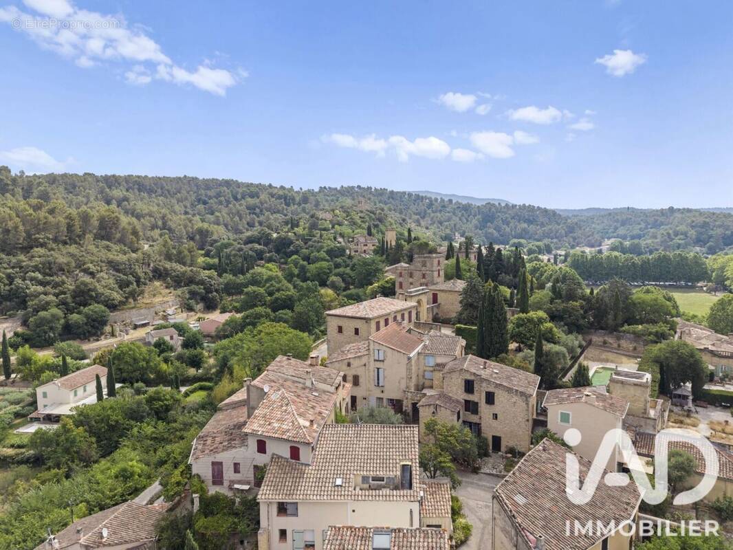 Photo 1 - Maison à JOUQUES