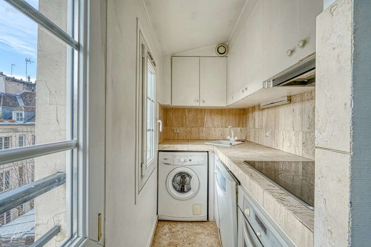 Appartement à PARIS-5E