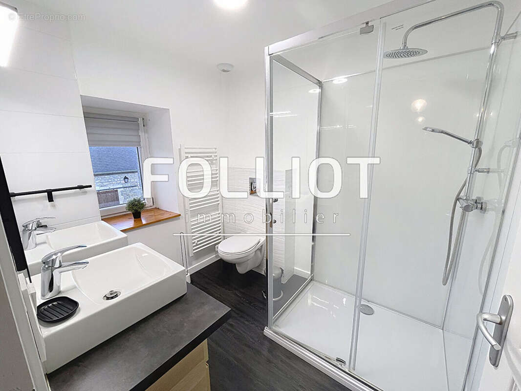 Maison à SAINTE-MARIE-DU-MONT