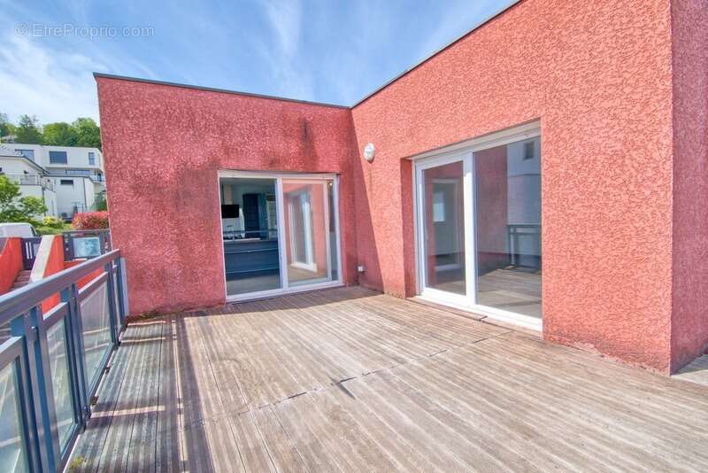 Doubs (25), à vendre Besançon, Les Montboucons, Maison 235 m2 ( T4 + T3 ) + terrain de 669 m2 - photo 11