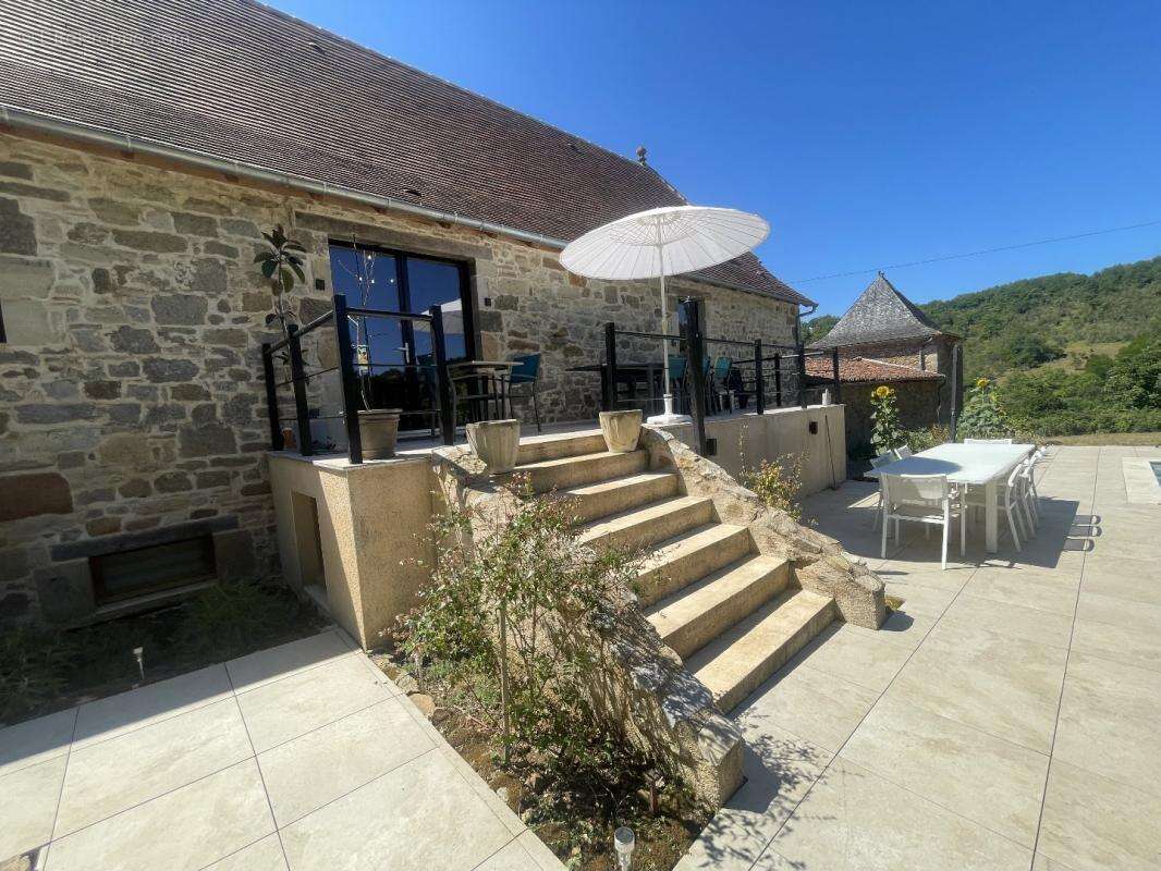 Maison à FOURMAGNAC