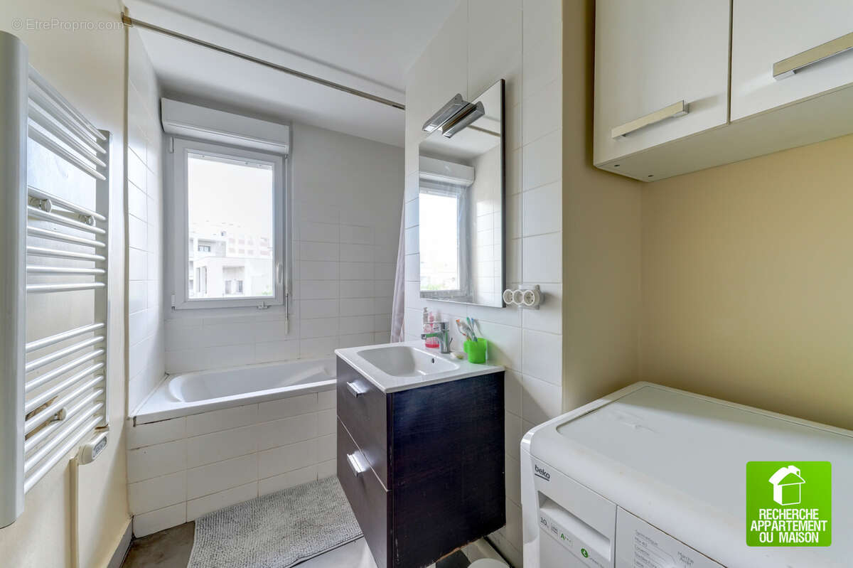 Appartement à LYON-8E