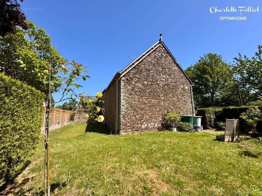 Pleurtuit – En campagne, Maison T4 avec garage, fort potentiel - photo 9