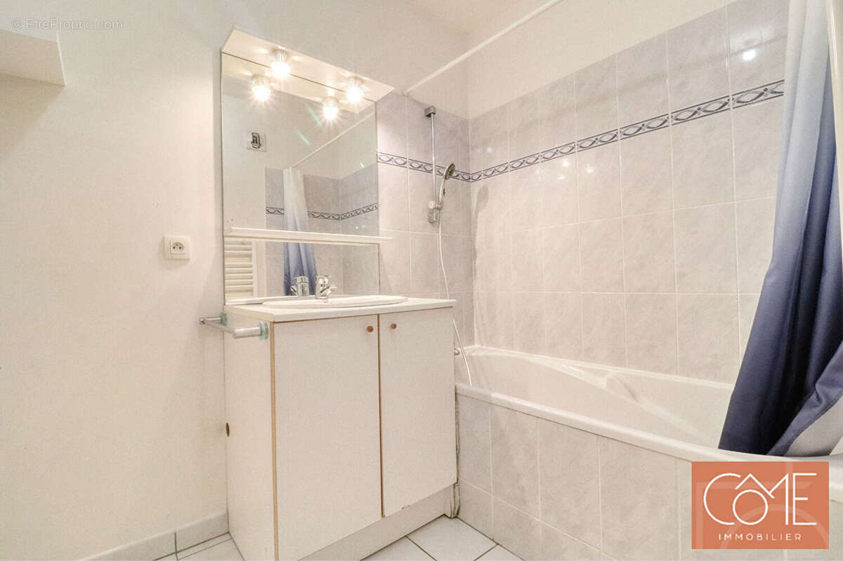 Appartement à ROMILLE